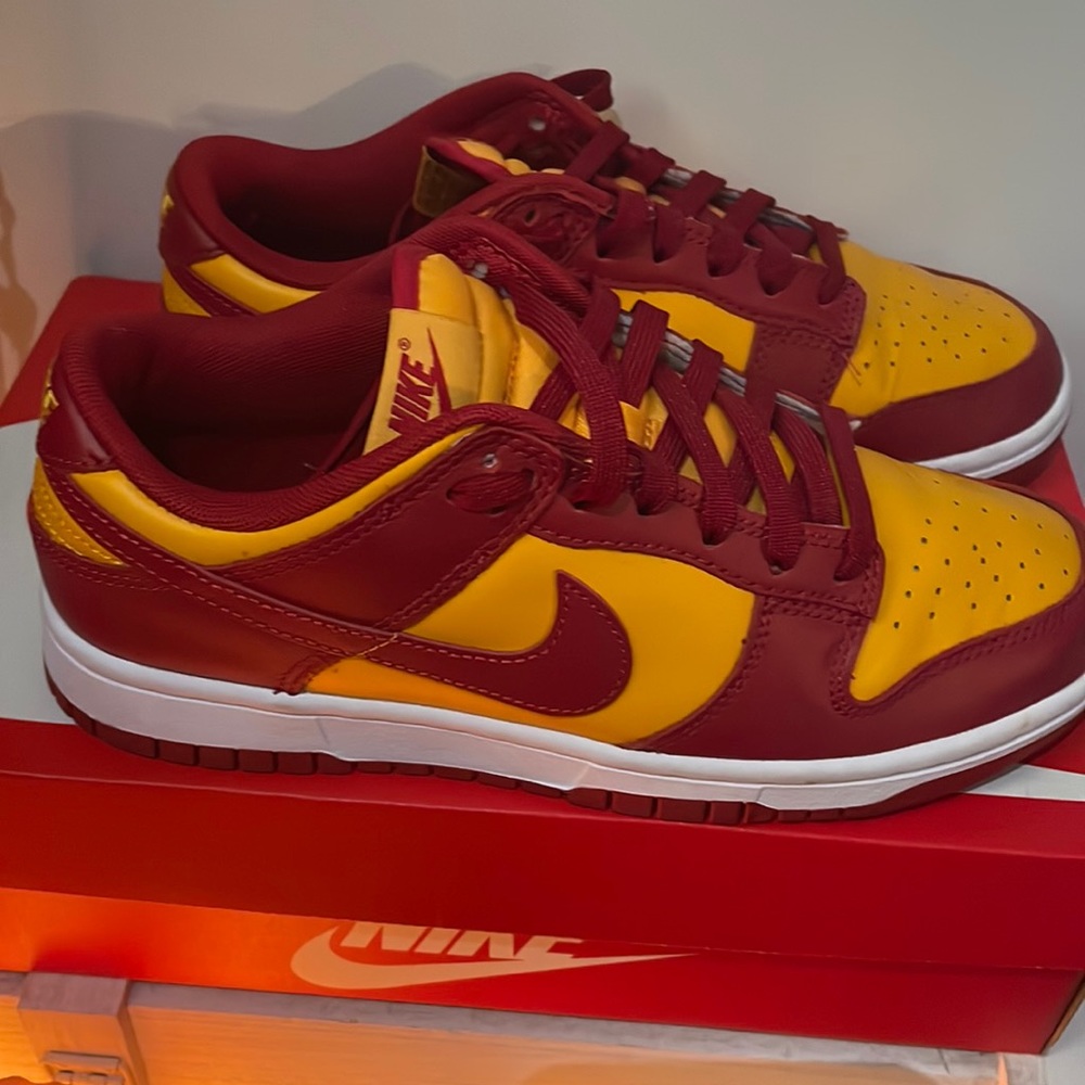 Nike Dunks USC